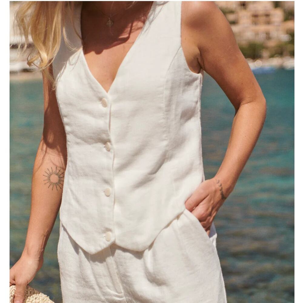 Sauths Amy 100% Linen Vest Off White V-Neck Button Front Sleeveless Top MEDIUM